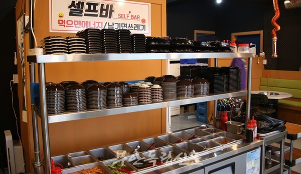 [부안 새 가게] 연탄불 맛 가득한 육즙의 향연 총각네 고깃간