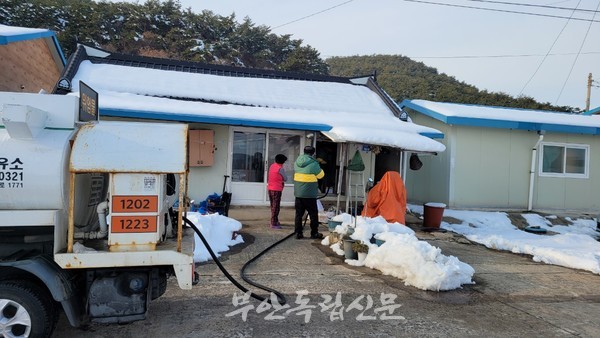 (합)동아건설· ㈜전일콘크리트, 상서면 취약계층에 난방유 기탁