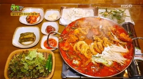 통오징어국물족발, 남다른 비주얼과 맛의 비법은?