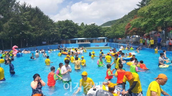 [사회공헌] 교촌치킨, 장애인 여름 물놀이 캠프 후원