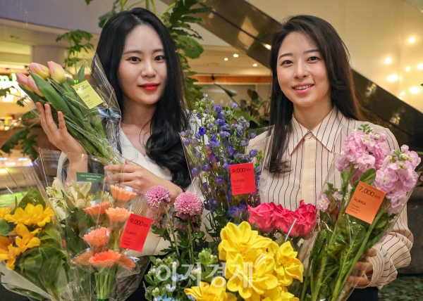 현대백화점, 생화 20여종 총 1만 송이 플라워 플리마켓 진행