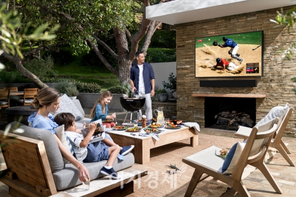 삼성전자, 美 2020년형 라이프스타일 TV 개최… 아웃도어 TV 더 테라스 공개