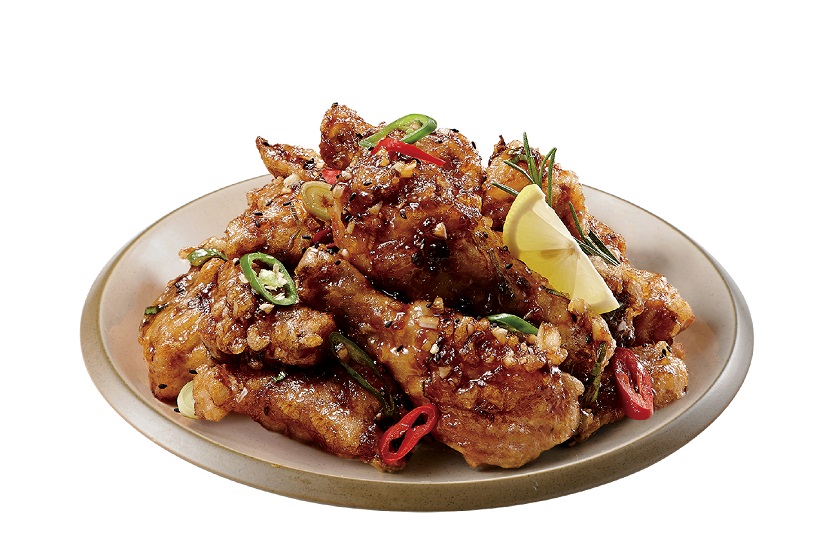 치킨업계, 남다른 메뉴로 경쟁력 높인다