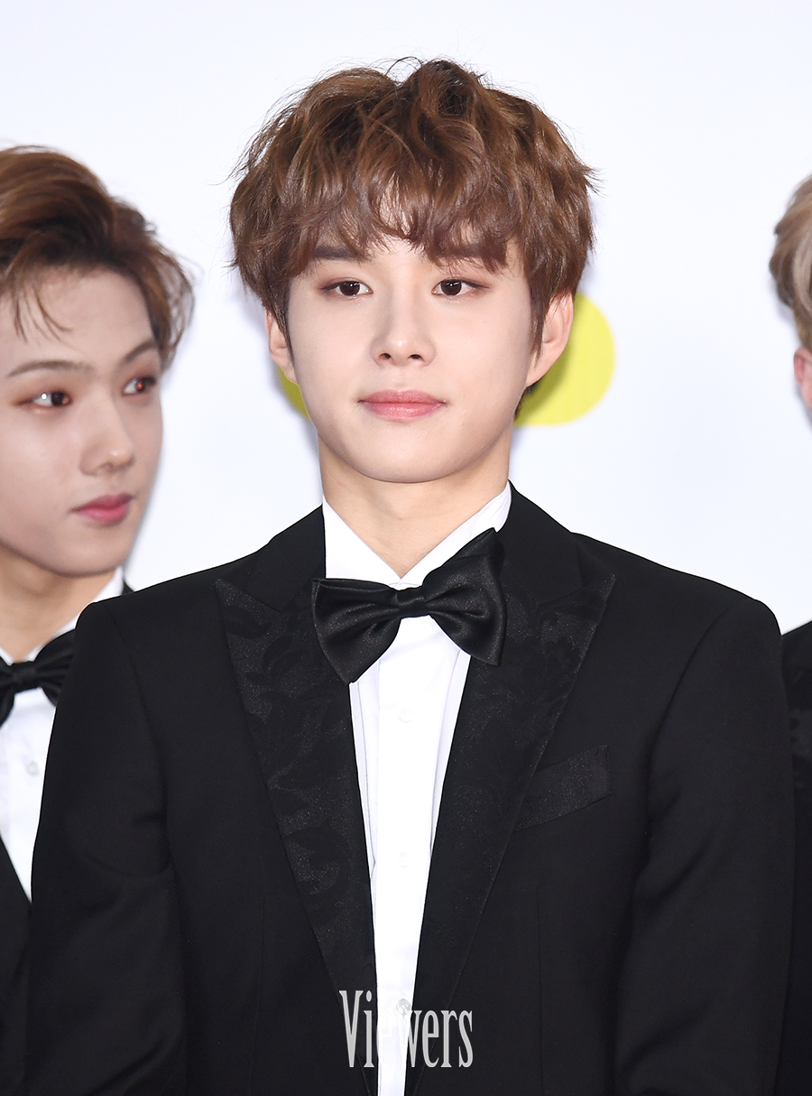 (SBS 가요대전) NCT 정우 뽀글뽀글 헤어 멍멍이 같아 [V포토]
