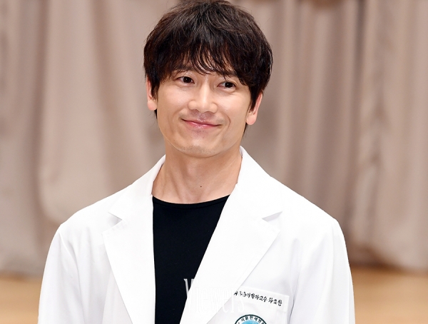 지성 이보영, 의사요한 보며 칭찬과 질타...든든한 후원자