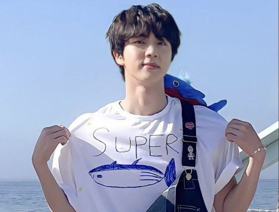[BTS News] 방탄소년단 진, ‘슈퍼 참치’ 비하인드 “바로 퇴근할 수 있습니다”