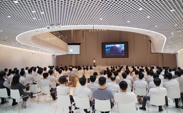 한국타이어, 디자인 인사이트 포럼 개최...타이어의 미래 논의