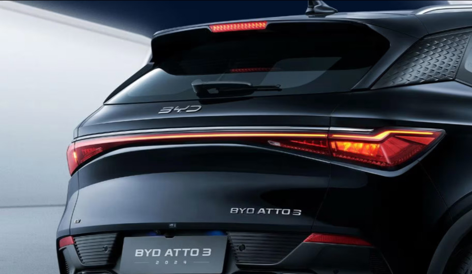 Atto3 신형 모델을 이전보다 11.8%나 싼값에? BYD, 저가공세 시작됐다.