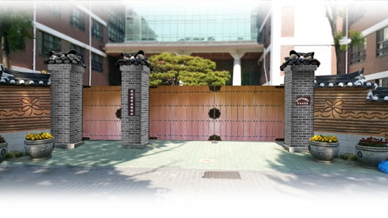 전주중앙초등학교 철재 정문, 한식목재문