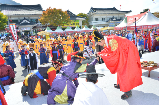순창의 빨간 유혹! 화끈하게 놀아보자!