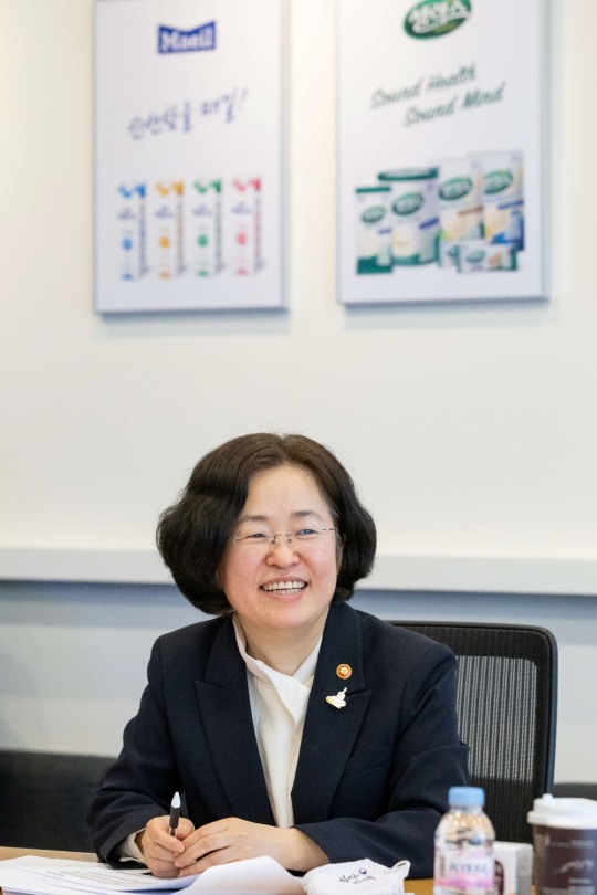 공정거래위원회 조성욱 위원장, 매일유업의 대리점 지원 상생 노력 치하