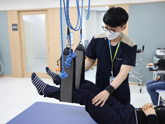 대구칠곡가톨릭병원 재활치료실, 척추관절 잡는 도수치료 시행, 의료서비스 강화