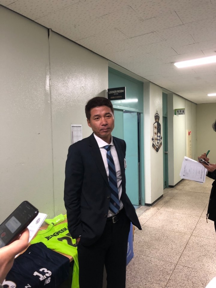 [K리그2] '사령탑 데뷔전' 이랜드 FC 김현수 감독, "우리의 축구는 후방 빌드업"