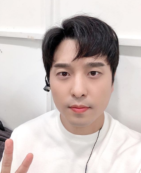 이진성(먼데이키즈), 노래실력만큼이나 훈훈한 외모 '시선 강탈'