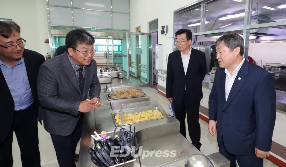 박백범 교육차관, 자연재해 대비 속초 청해학교 현장방문