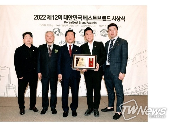 ㈜큐디케어글로벌, 대한민국 베스트브랜드 어워즈 선정 