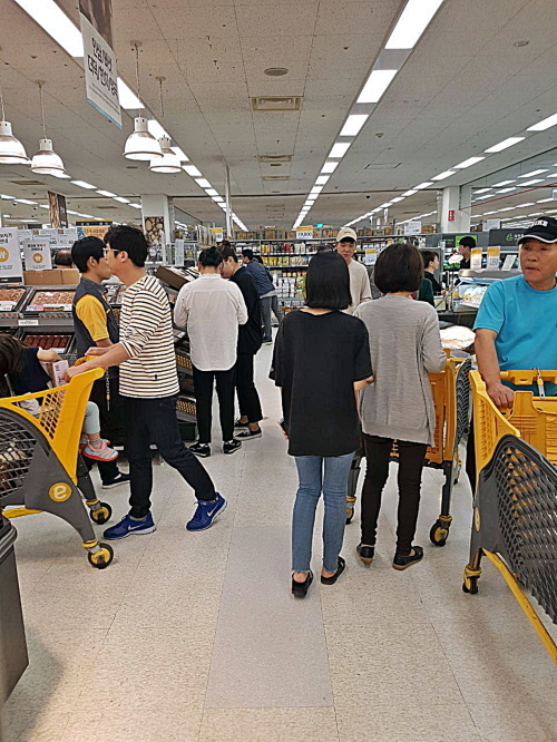추석 전날 23일, 대형마트 일제히 휴무