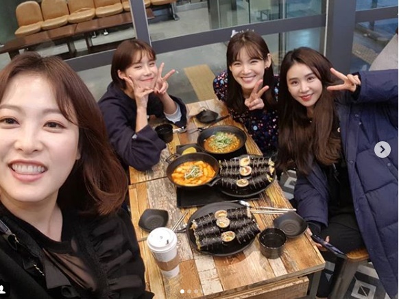  김원효·심진화 김밥집 마녀김밥, 맛의 매력에 풍덩… 3년째 먹어도 맛있다