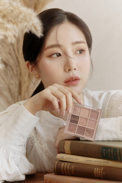 데이지크, 가을 신제품 어텀 브리즈 섀도우 팔레트 출시