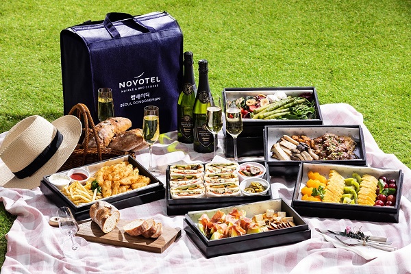 노보텔 앰배서더 서울 동대문 호텔 & 레지던스 집에서 즐기는 케이터링 박스, 고메박스(Gourmet Box) 선보여