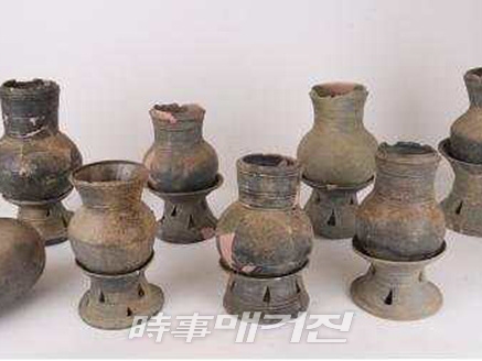 문화재청, 금강 상류지역 중심으로 성장한 가야 토착세력 무덤 추정, 가야계‧백제계 유물 발견