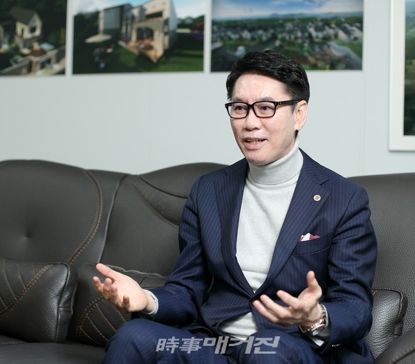나눔과 존중의 경영을 실천하는 (유)한강산업개발 정종채 회장