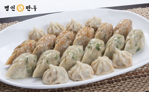 만두, 떡볶이, 짜파구리…K-푸드 찾아온 외국인 친구에게 추천할만한 음식점은?