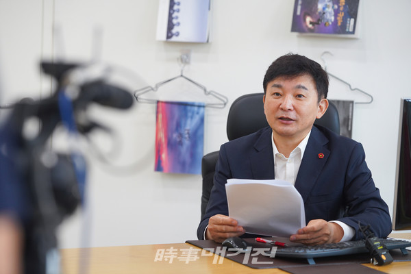 원희룡 지사, 제주형 뉴딜정책 만들어 포스트 코로나 대비한다.