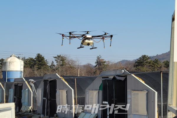 해남군, AI차단 드론 활용 핀셋 방제   차단방역 실시 눈길
