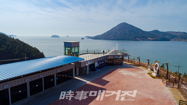 여수시, 섬섬여수 힐링센터 더섬 관광객 발길 이어져