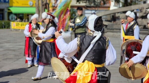 굿놀이 향토축제 열려
