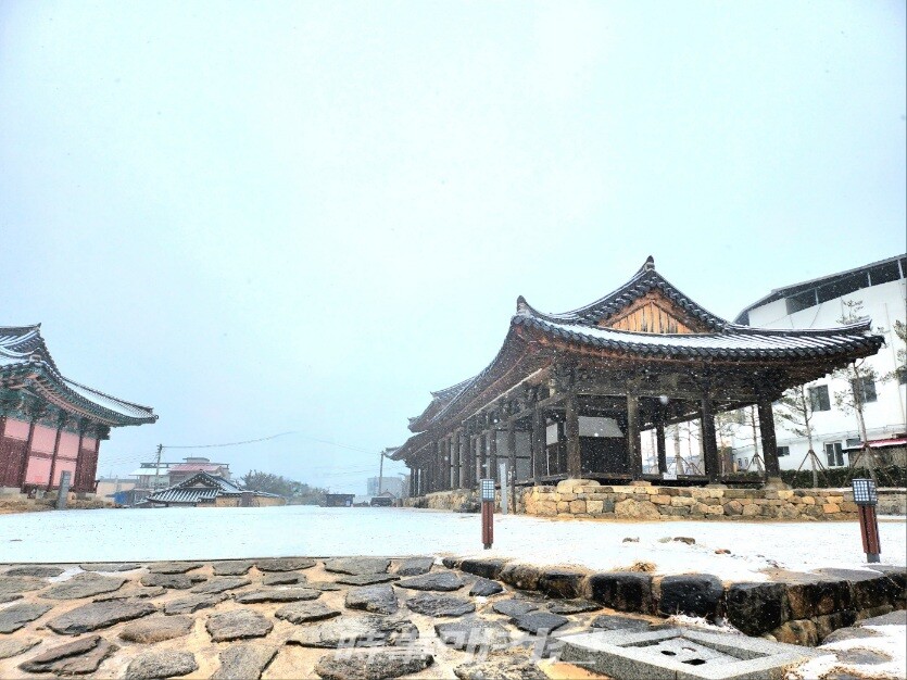 [조용우 포토에세이] 객사