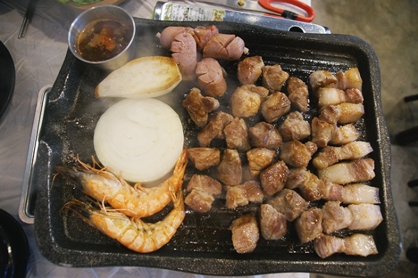 효리네 민박으로 유명해진 함덕 맛집  함덕그때그집 