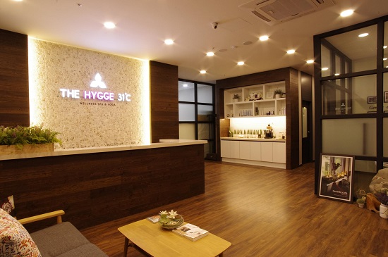 김포피부관리 더휘게31-스킨&바디, 미세먼지 속 여드름과 피부트러블, 각질관리와 피부재생으로 해결
