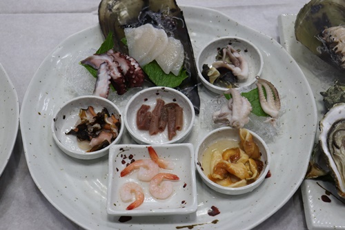 제주도 맛집 월척수산’에서 해산물을 뷔페처럼 즐길 수 있어