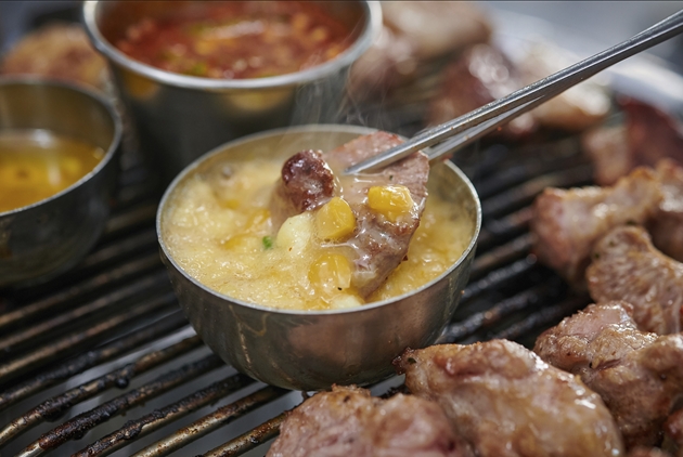 제주 서귀포 흑돼지 맛집 중문 도민을 사로잡는 ‘까망돼지’