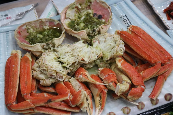 강릉맛집 ‘대영유통’ 신선한 제철 대게로 알찬 한 끼를 저렴한 가격에 만난다