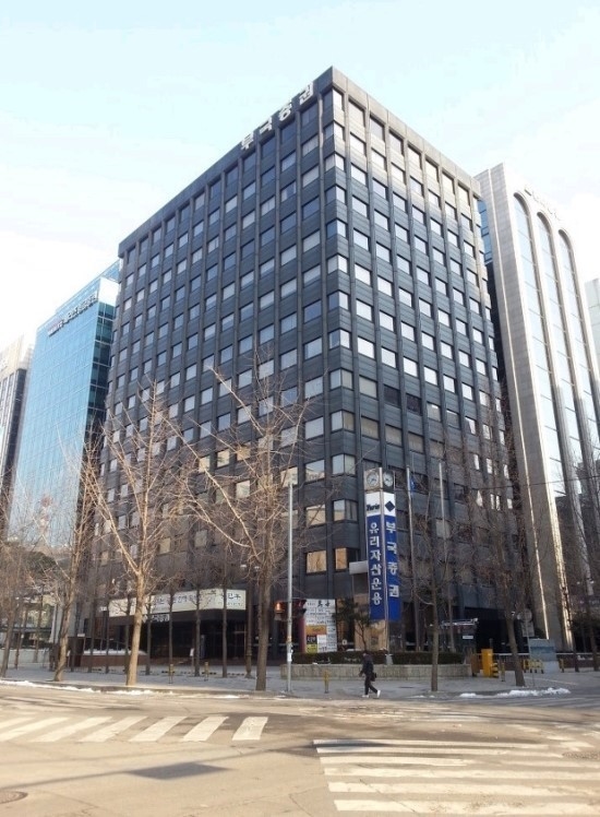 [지배구조 리포트] [부국증권] 은둔형 경영 끝…김중건 회장 장남 고속 승진