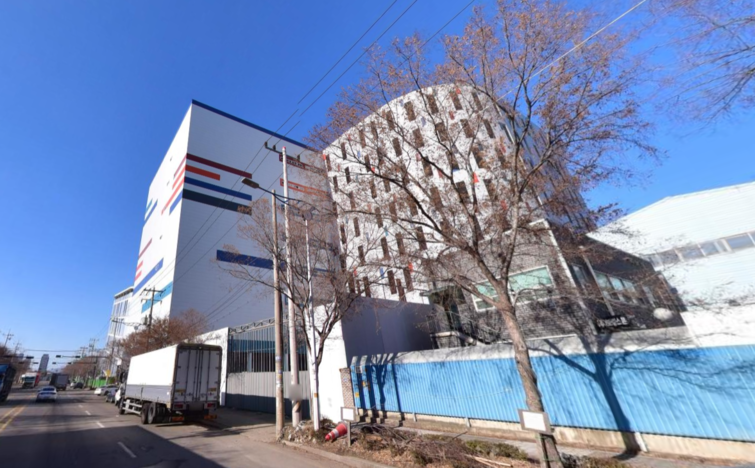 마스턴, 인천 물류창고 선매입 1년째 미뤄