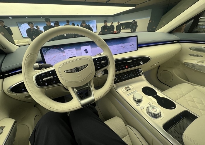 제네시스 GV70 EV…럭셔리 전동화 명불허전