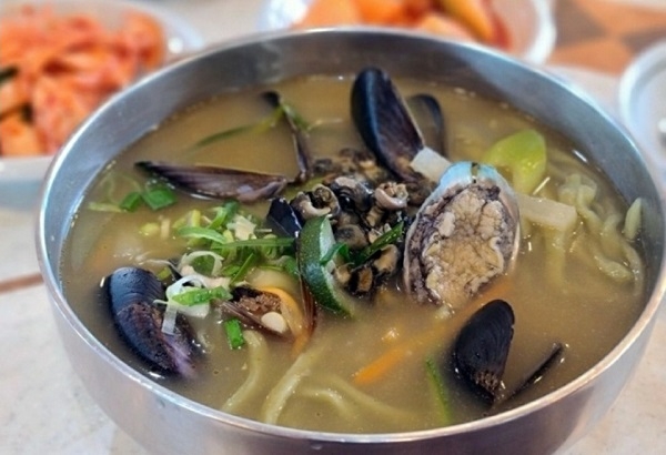 한국 전통 면 요리 칼국수 진수, 제주 맛집 원조 교래손칼국수