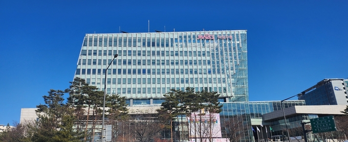 마포구청, 고양이에게 생선을 맡겼다...박태규 공단이사장 아들 여행사에 일감 몰아주기