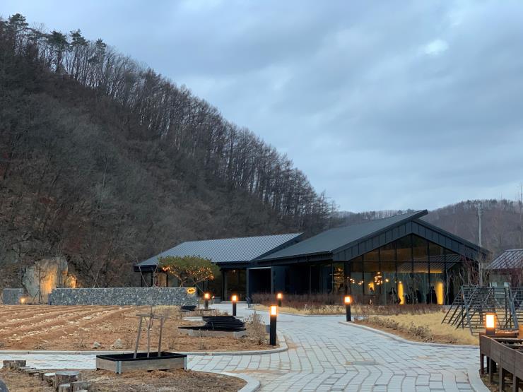 이 동네에 이런 곳이? #뜻밖의카페 #진주의바깥생활