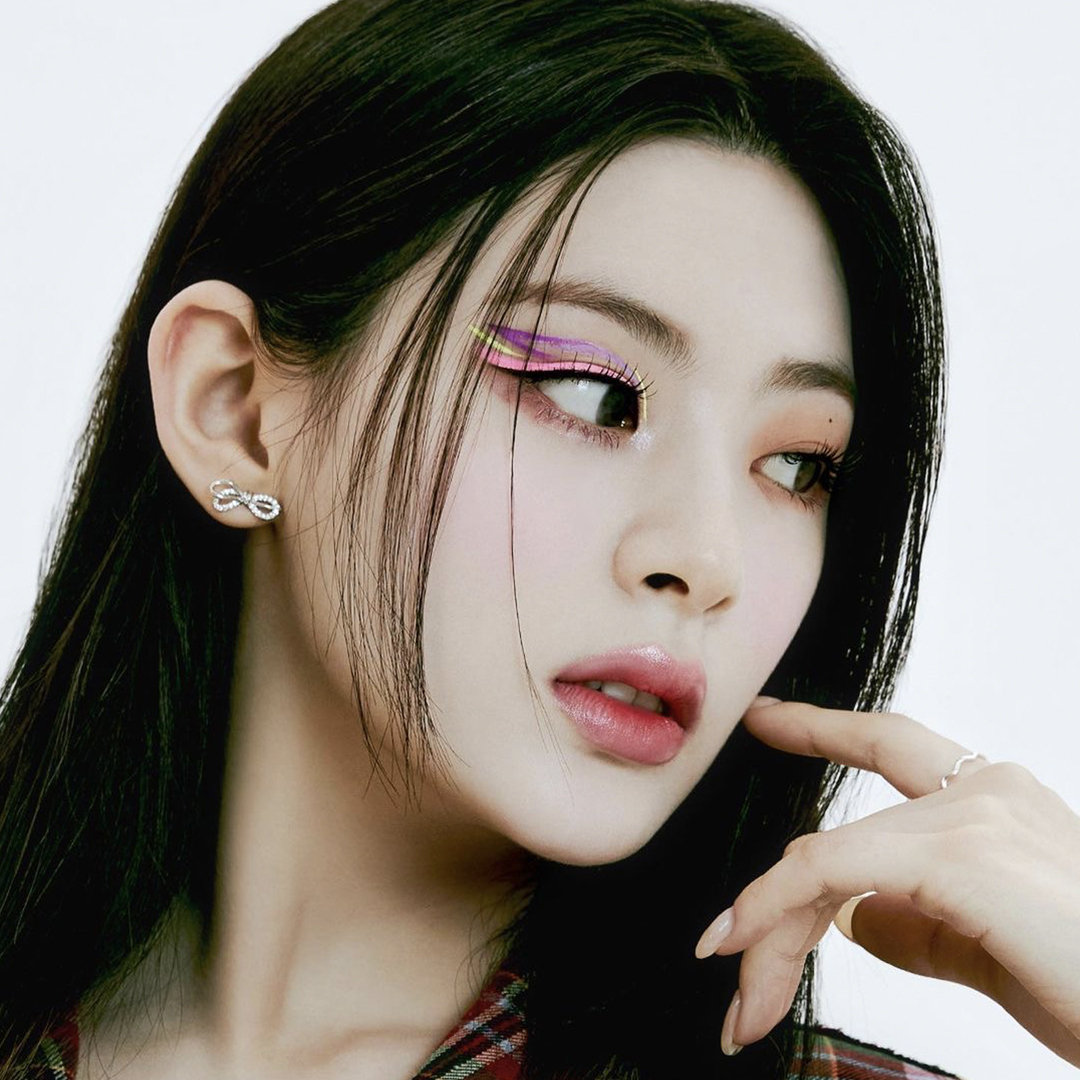 요즘 대세? 셀럽들의 눈에 힘줘’ 메이크업