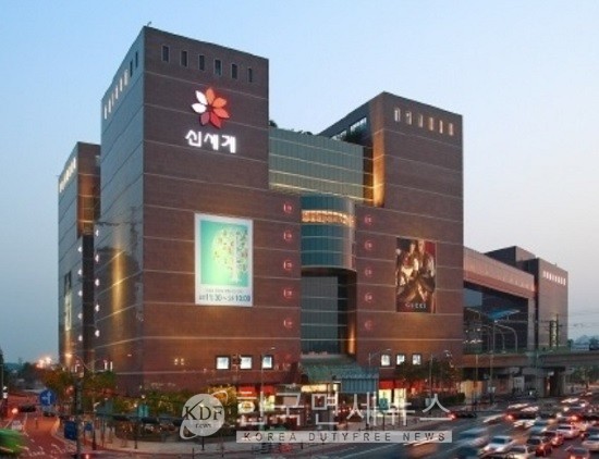 신세계百 매출 코로나19 직격탄...3월 작년比 무려 28.7% 급감