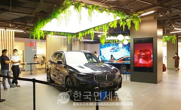 차 사러 쇼핑몰 가자~ 아이파크몰, 친환경 테마 BMW 전시장 오픈