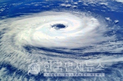 1명 확진-必검진←고령 이디아커피·맘스터치, 부산 더델타배드민턴, 경주 스카이스포렉스, 당진 유림다방, 포항 미미마사지 등 방문자 [코로나19, 8