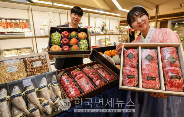 현대백화점, 24 설 선물세트 본판매 ... 이번 설 선물 키워드는 프리미엄