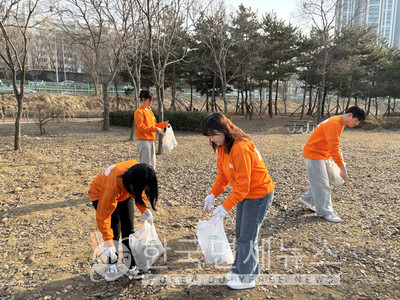 bhc그룹 BSR 봉사단, 잠원 한강공원 환경정화 봉사활동