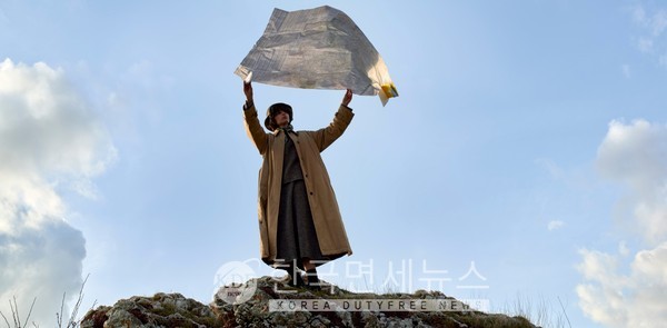 위크엔드 막스마라, 북유럽의 가을 담은 24 FW 컬렉션 공개